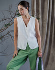 Hisa Pleated Cotton Vest - White / Black / Teal