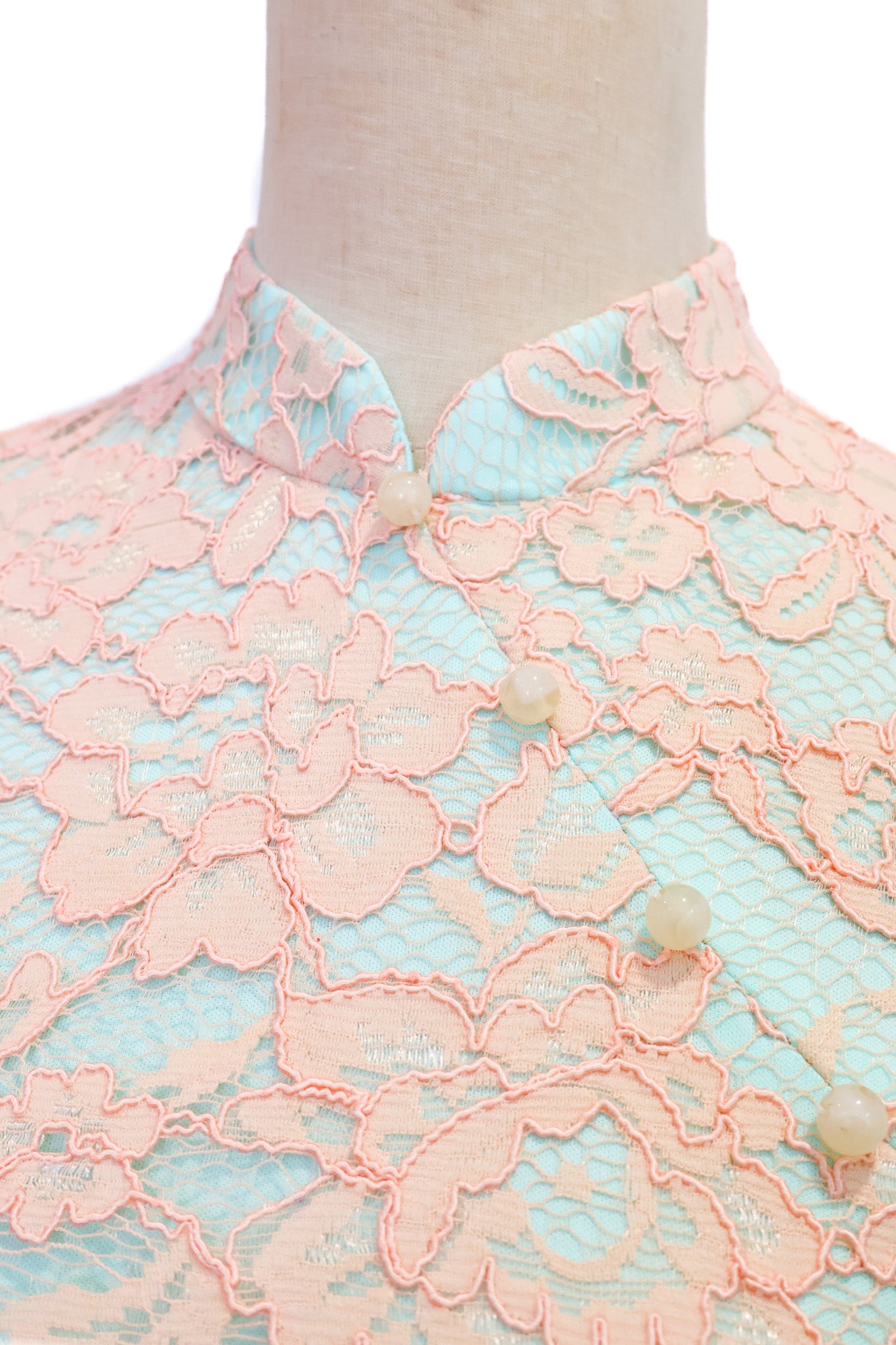 Signature Lace Cheongsam (Knee Length) - Peach ( Pre-order )