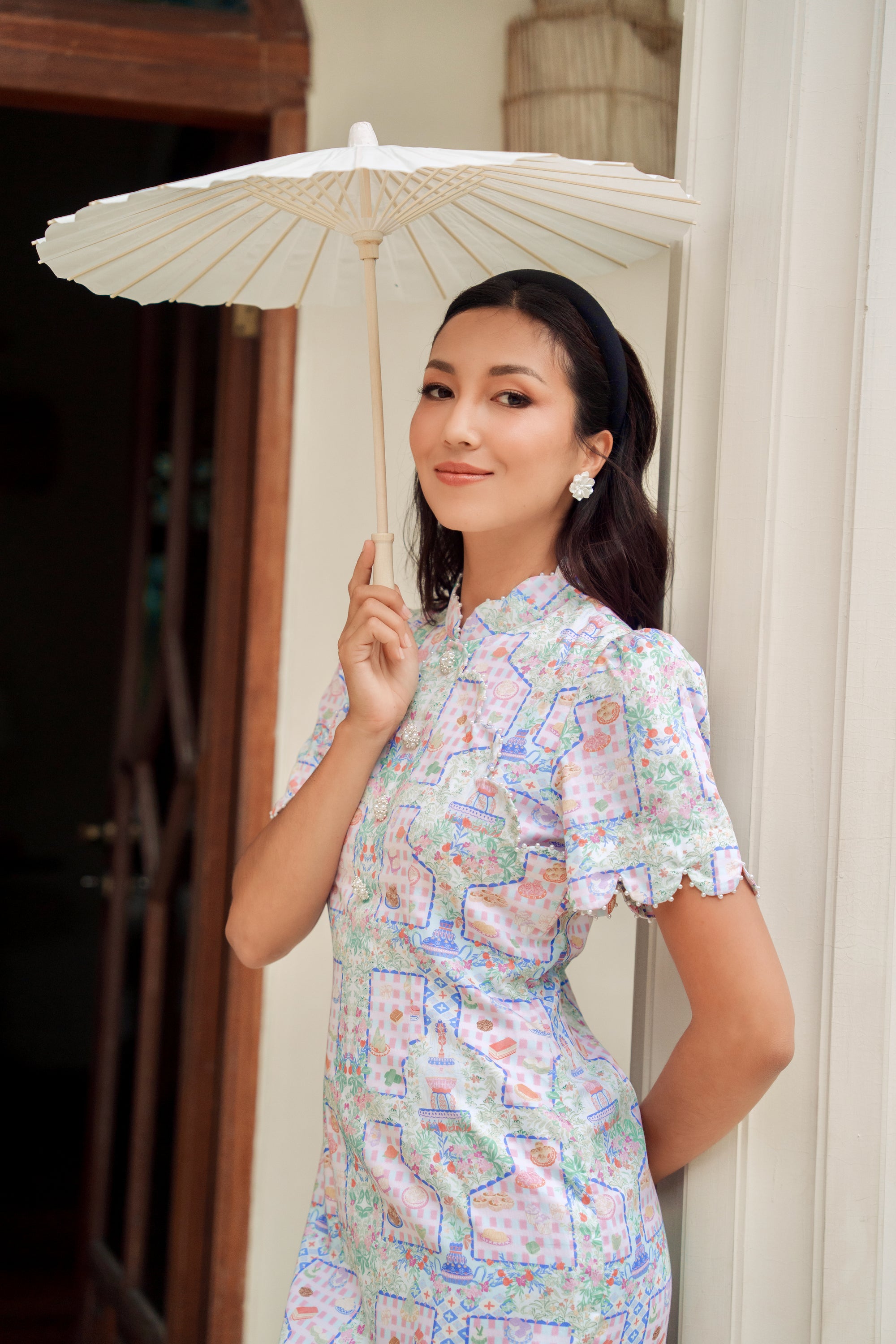SG60 Limited Edition Kueh Kueh Garden Cheongsam