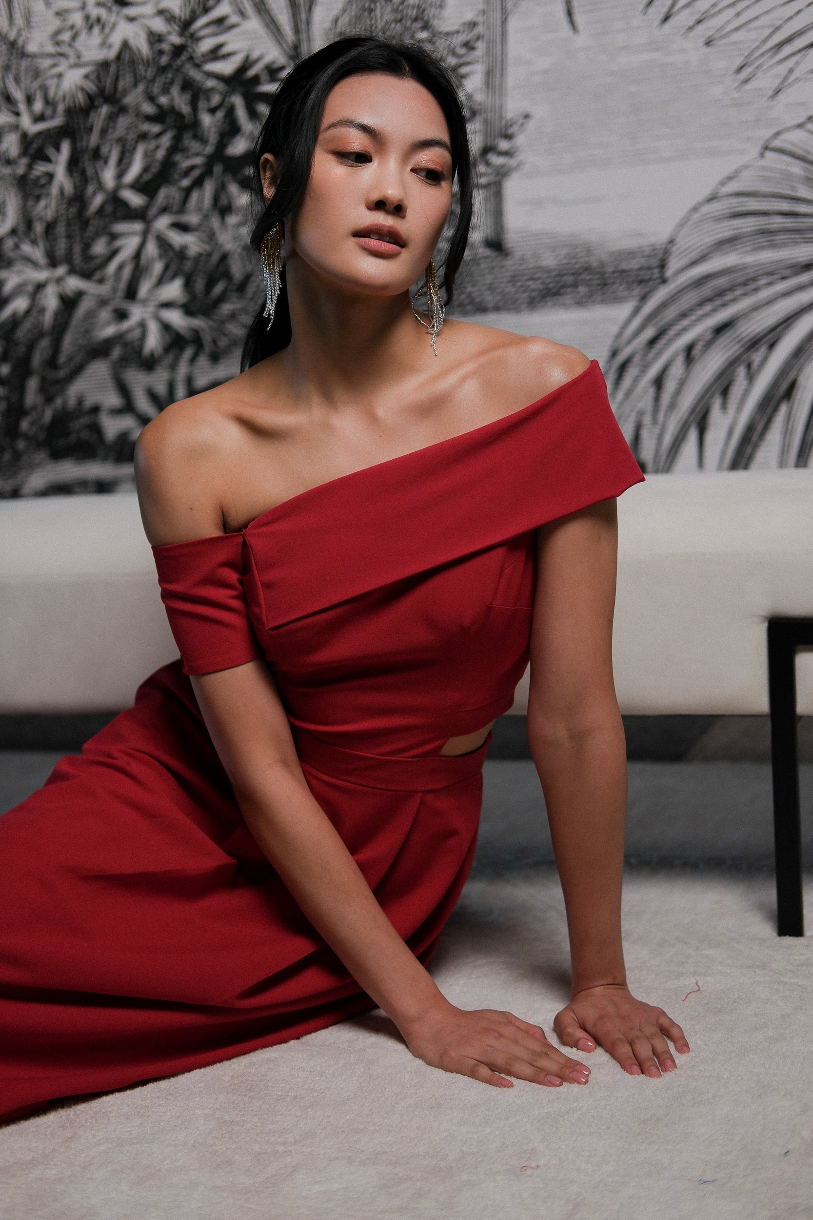 green emerald velvet dress Luxurious A-Line Off-Shoulder Applique Wedding Dress Bridal Gowns with Train QW8083 US10 / White & Ivory