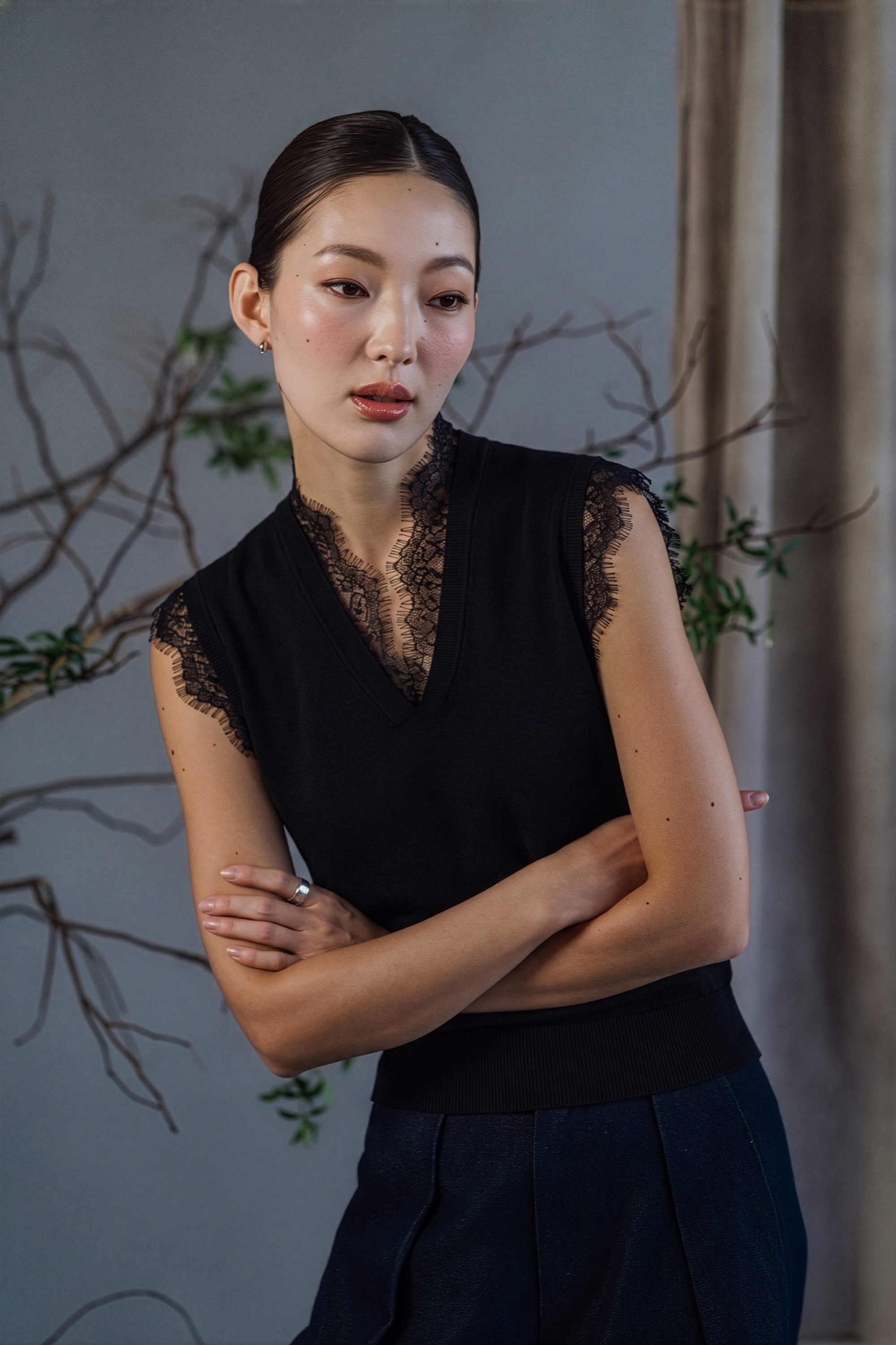 Risa Lace Trim Tank - Black / White BACKORDER