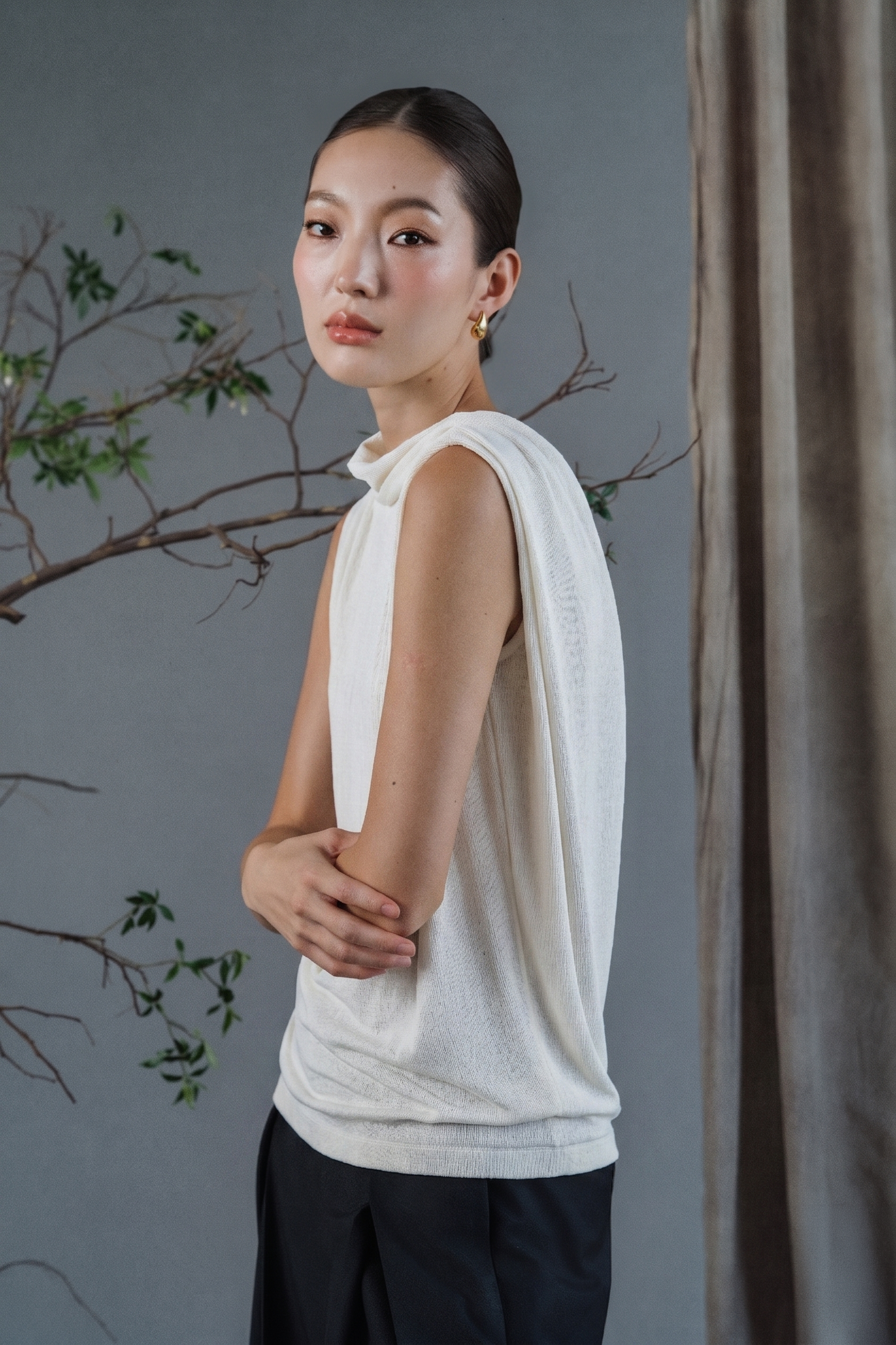 Kumi Low Back Jersey Top - Black / White