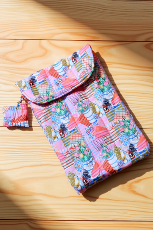 Local Delights - Laptop Sleeve with Small AirPod Pouch (Picnic Floral)