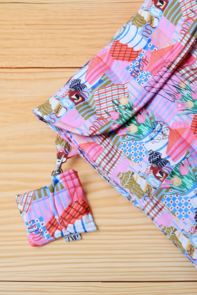 Local Delights - Laptop Sleeve with Small AirPod Pouch (Picnic Floral)