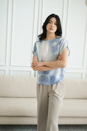 Gene Reversible Tie Top