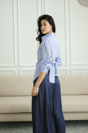 Mia Tie-Back Shirt - Blue Weave / White