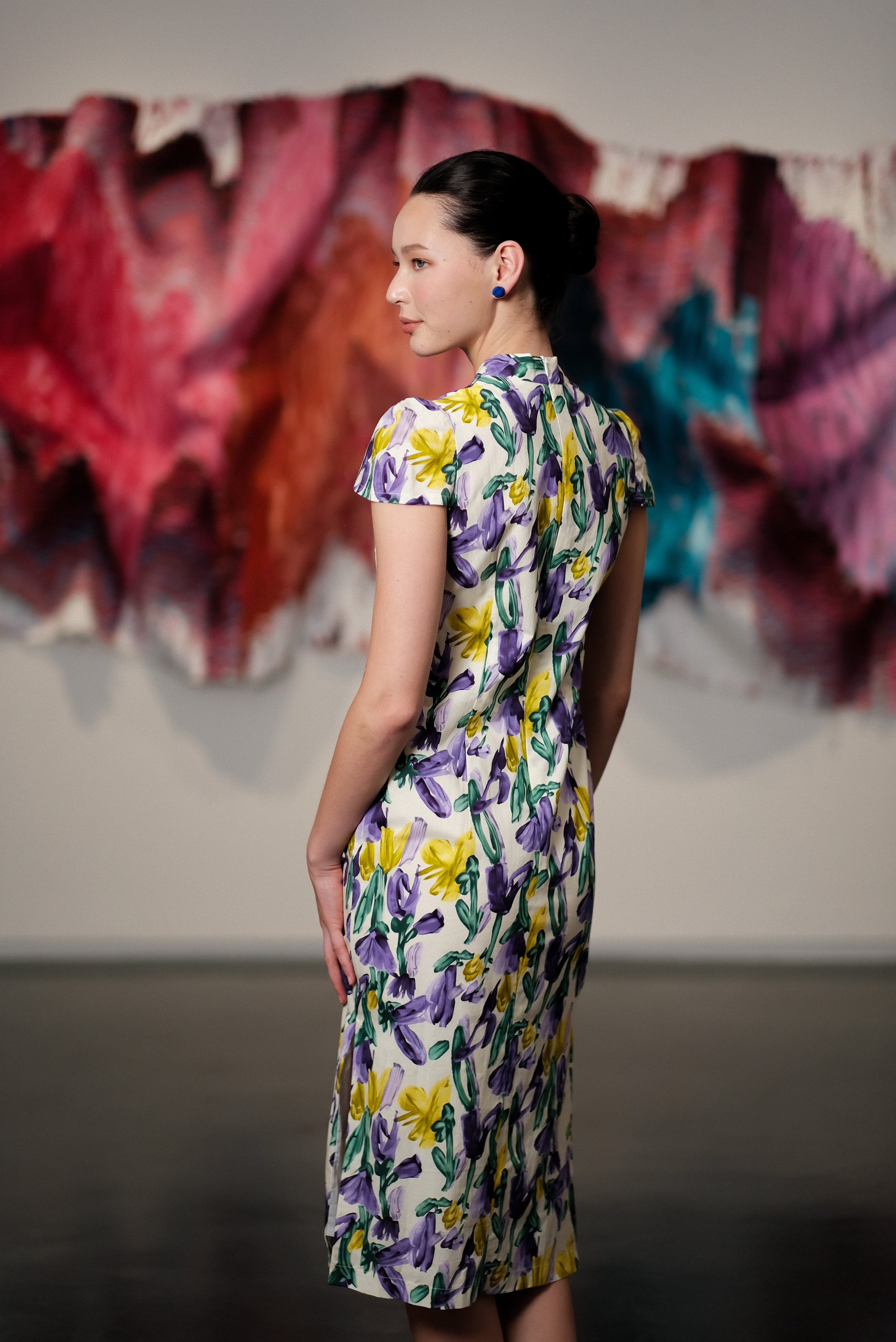 Violette Midi Cheongsam - Tulip Blooms