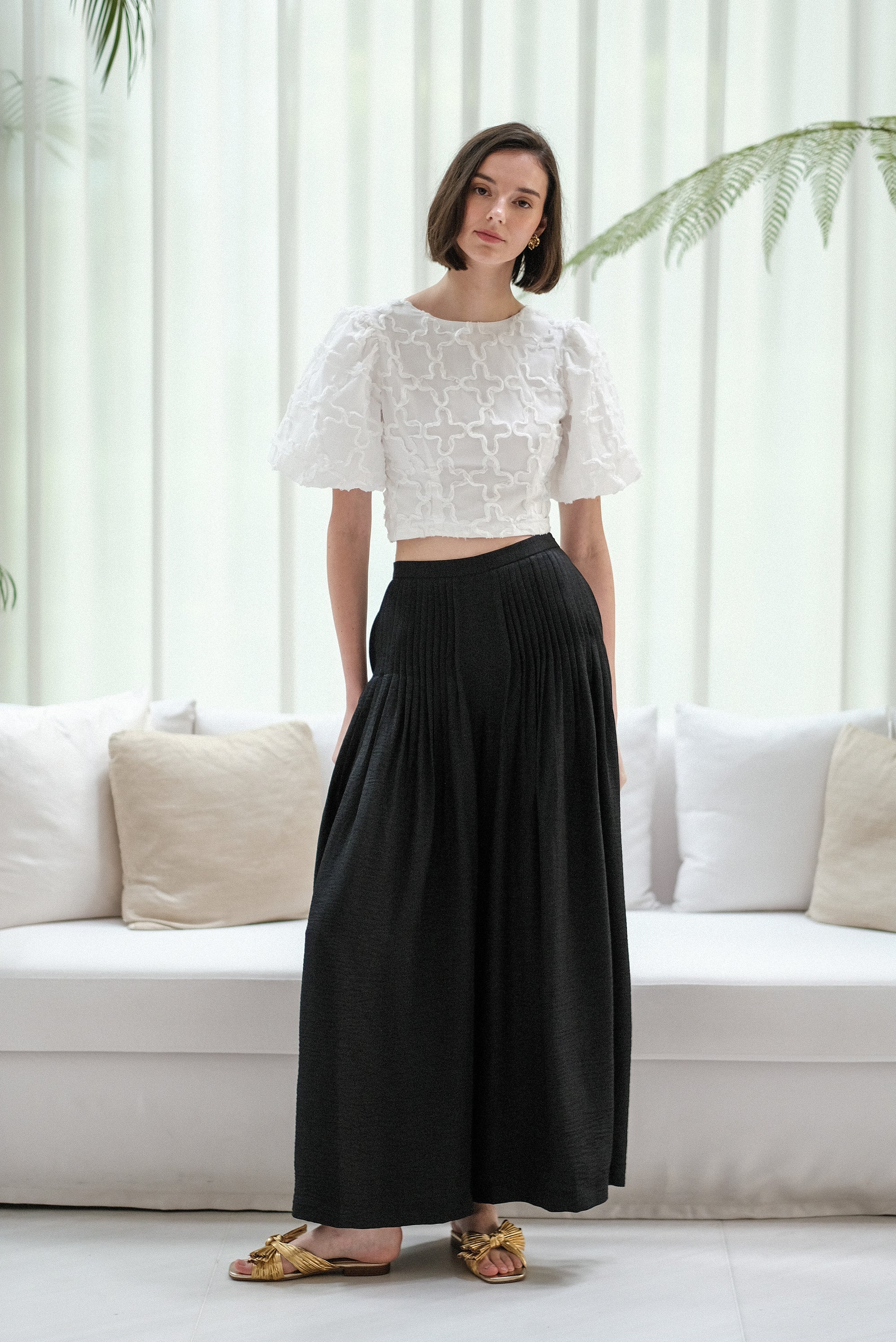 Palazzo Pleated Pants - Black
