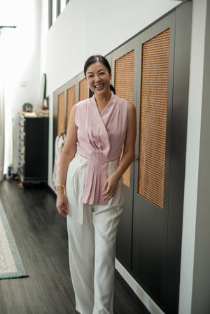 Aira Pleated Vest - Cream / Black / Pink
