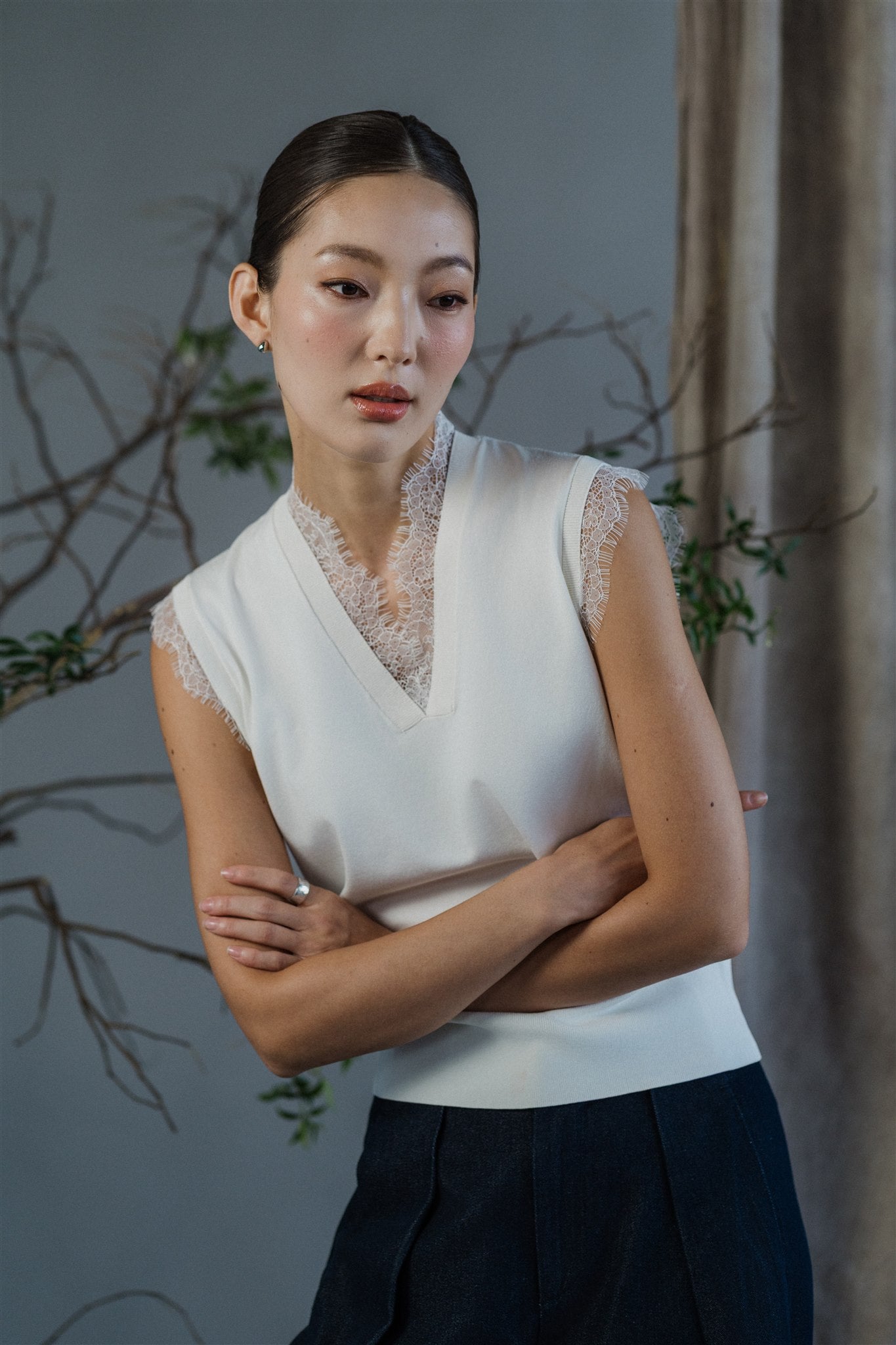 Risa Lace Trim Tank - Black / White BACKORDER