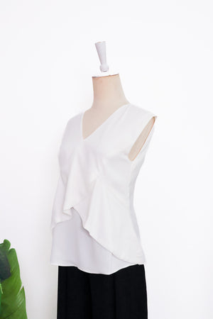 Pax Peplum Frill Top - White / Black