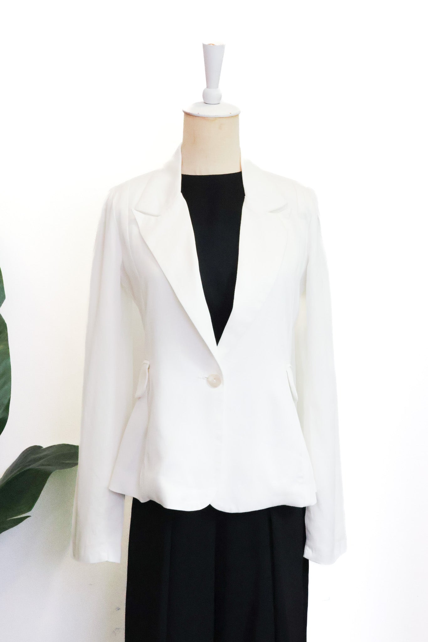 Nola Tailored Blazer - Blush Pink / White / Navy