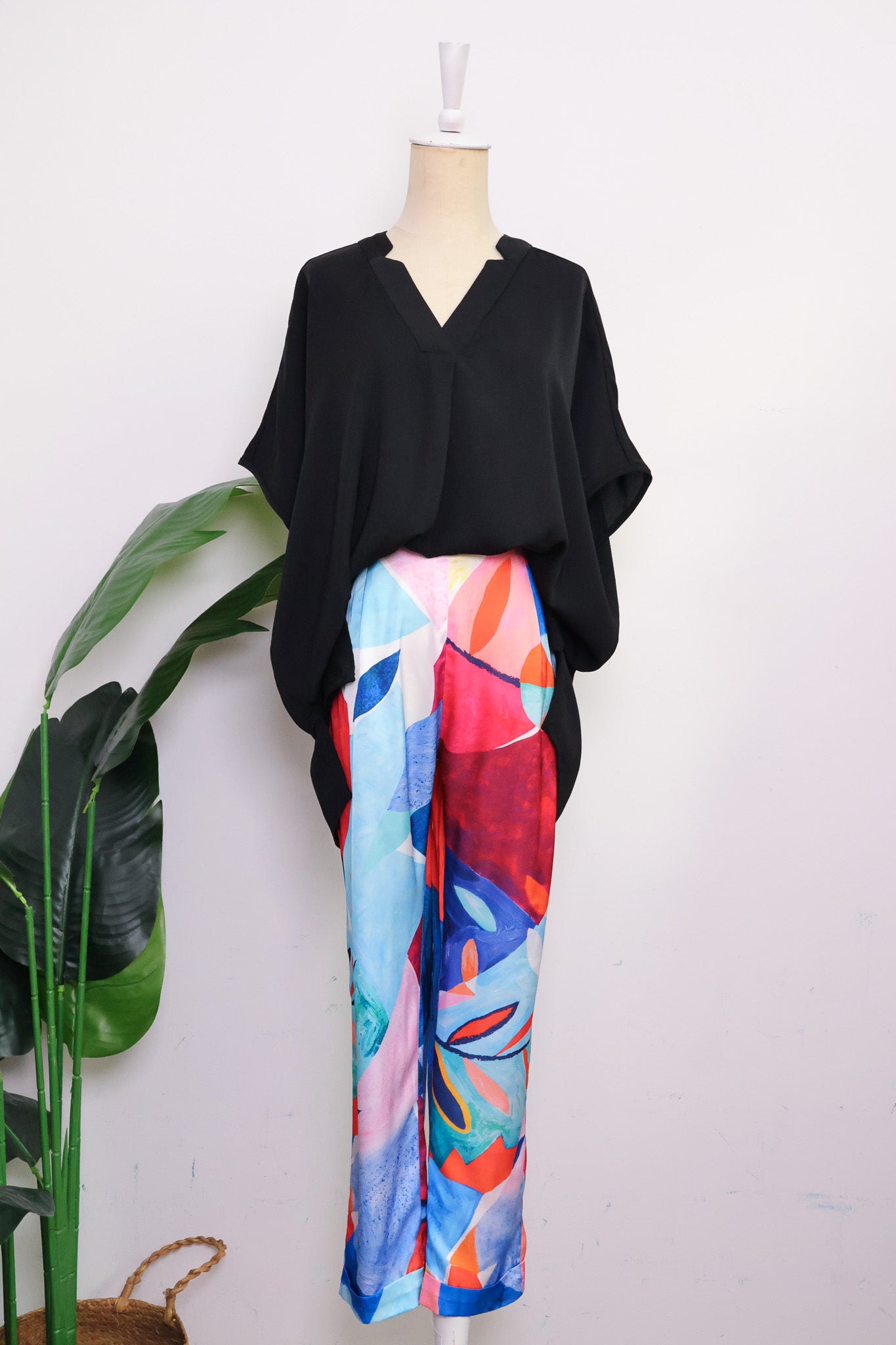 Charli Oversized Top - White / Black