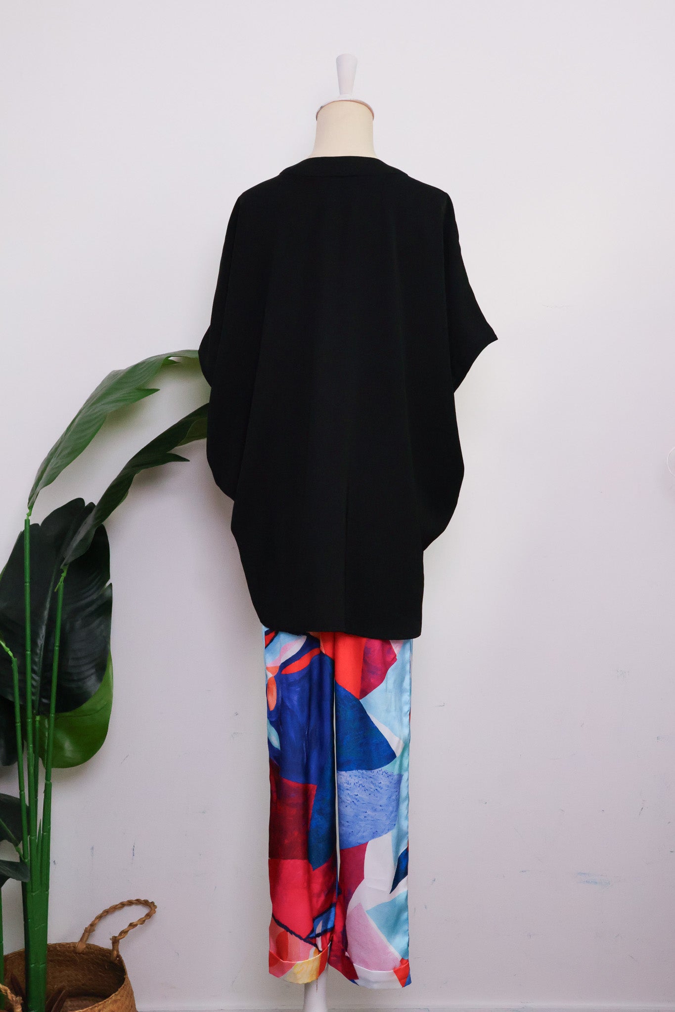 Charli Oversized Top - White / Black