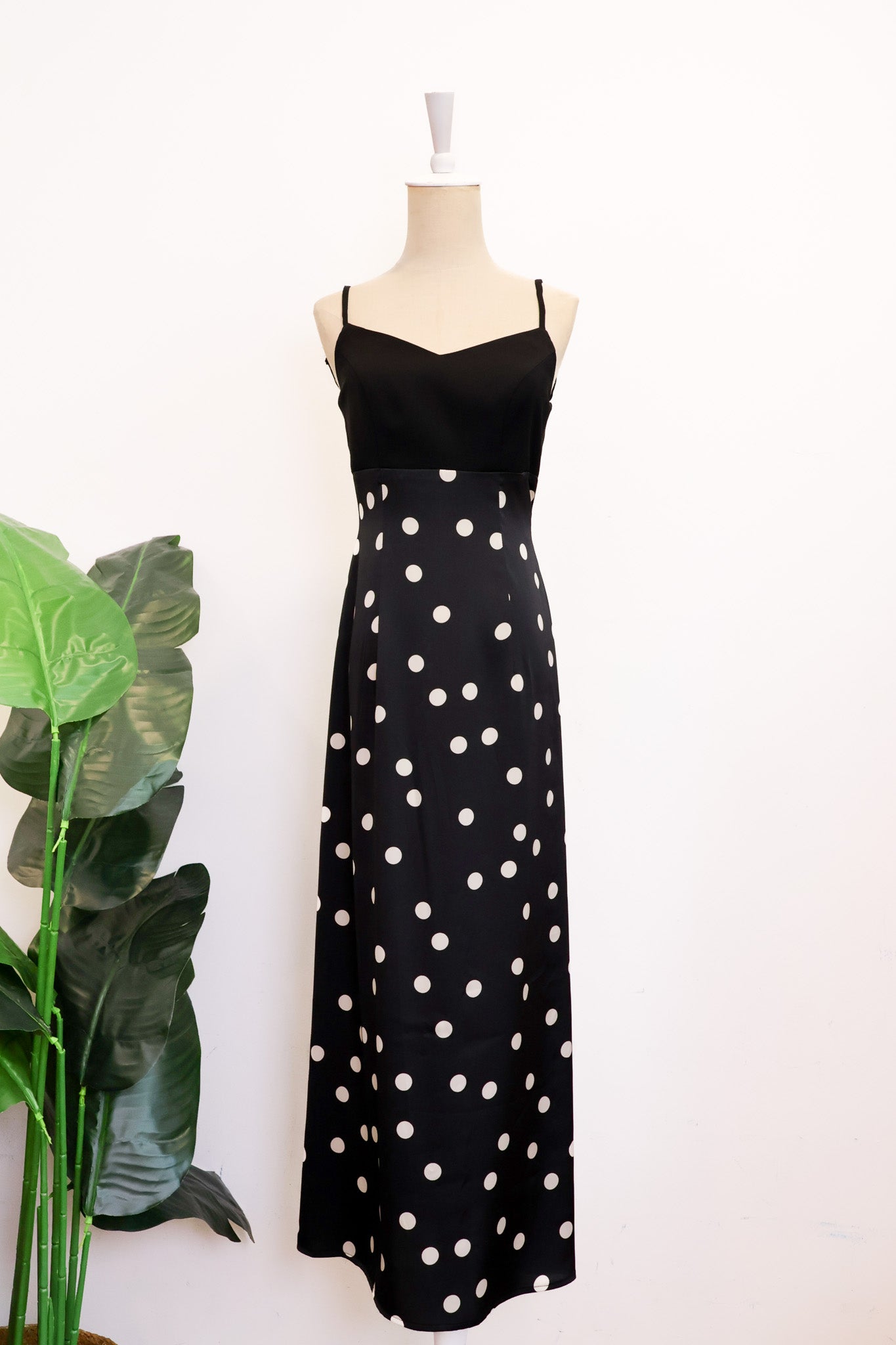 Lula Capelet Slip Dressing