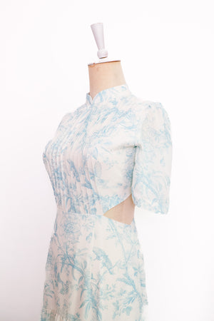 Gigi Pleated Maxi Cheongsam - Sky Blooms