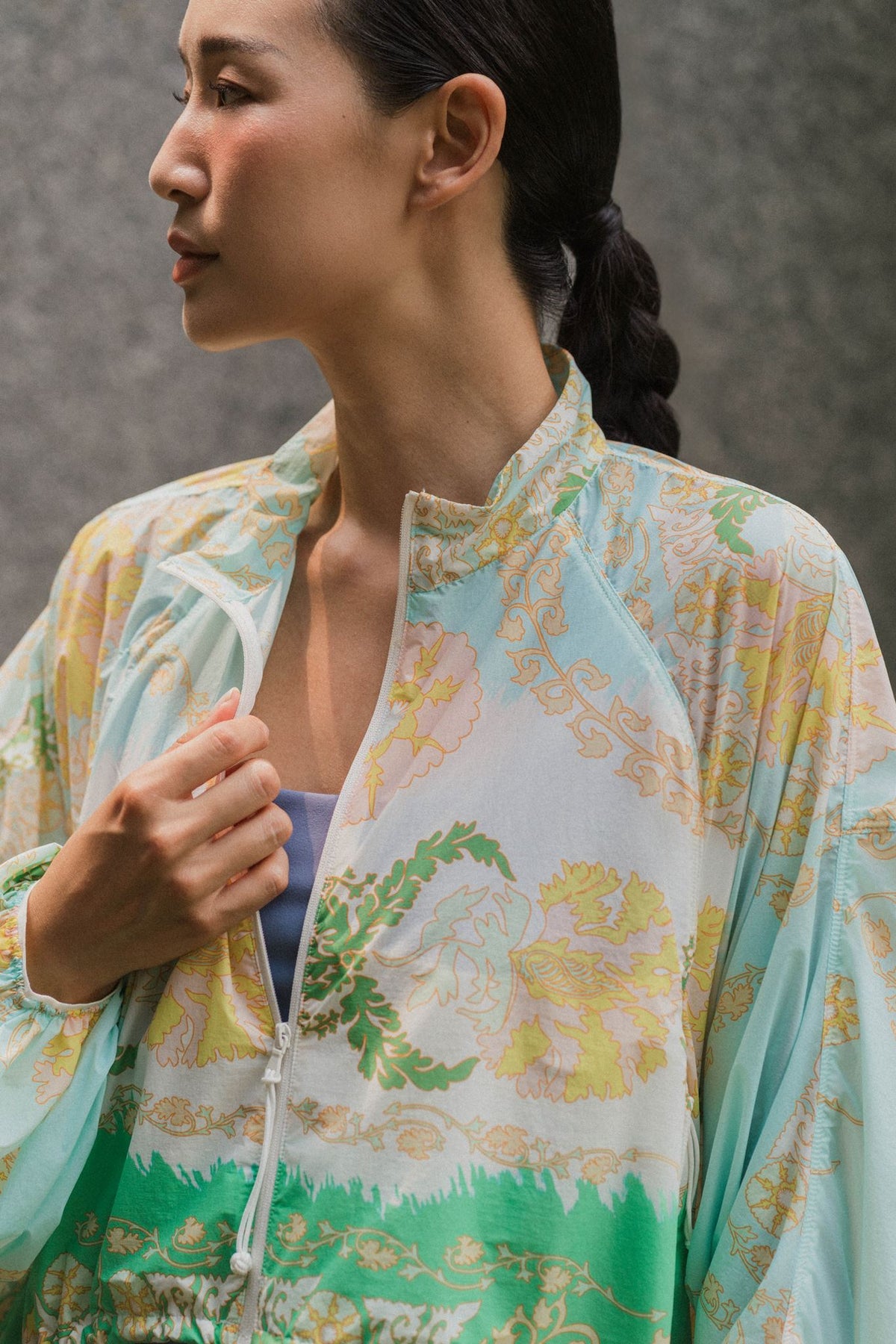 Breeze Throwover Jacket - Abstract Botanical / Pastel Paisley