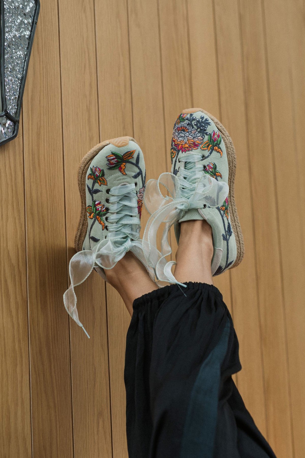 Blooming Embroidery Sneaker PREORDER