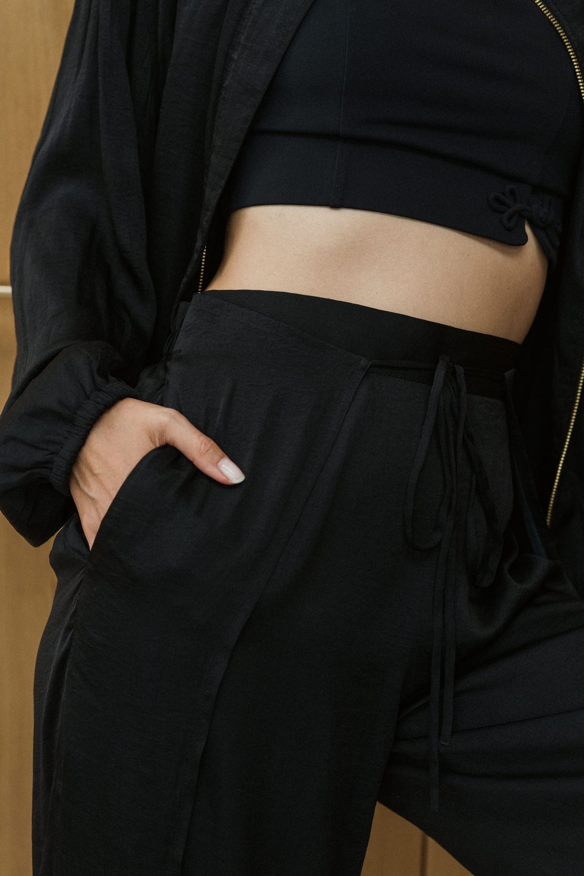 On Beat Pants - Black / Ice Pink PREORDER
