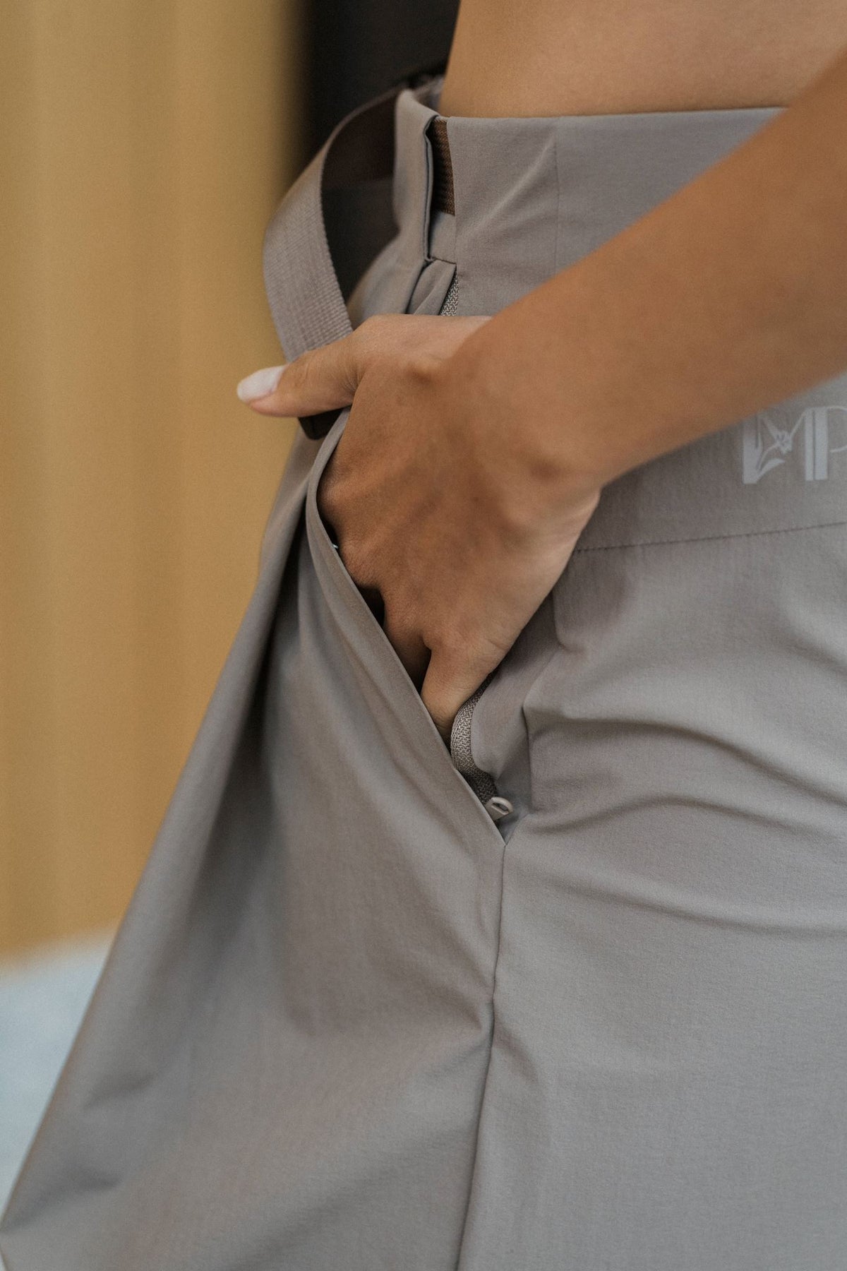 Switch Up Convertible Skirt - Black / Beige