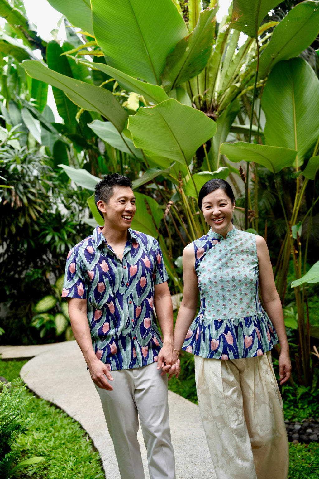 Tuileries Men's Shirt - Navy Tulips / French Florals – The Missing Piece