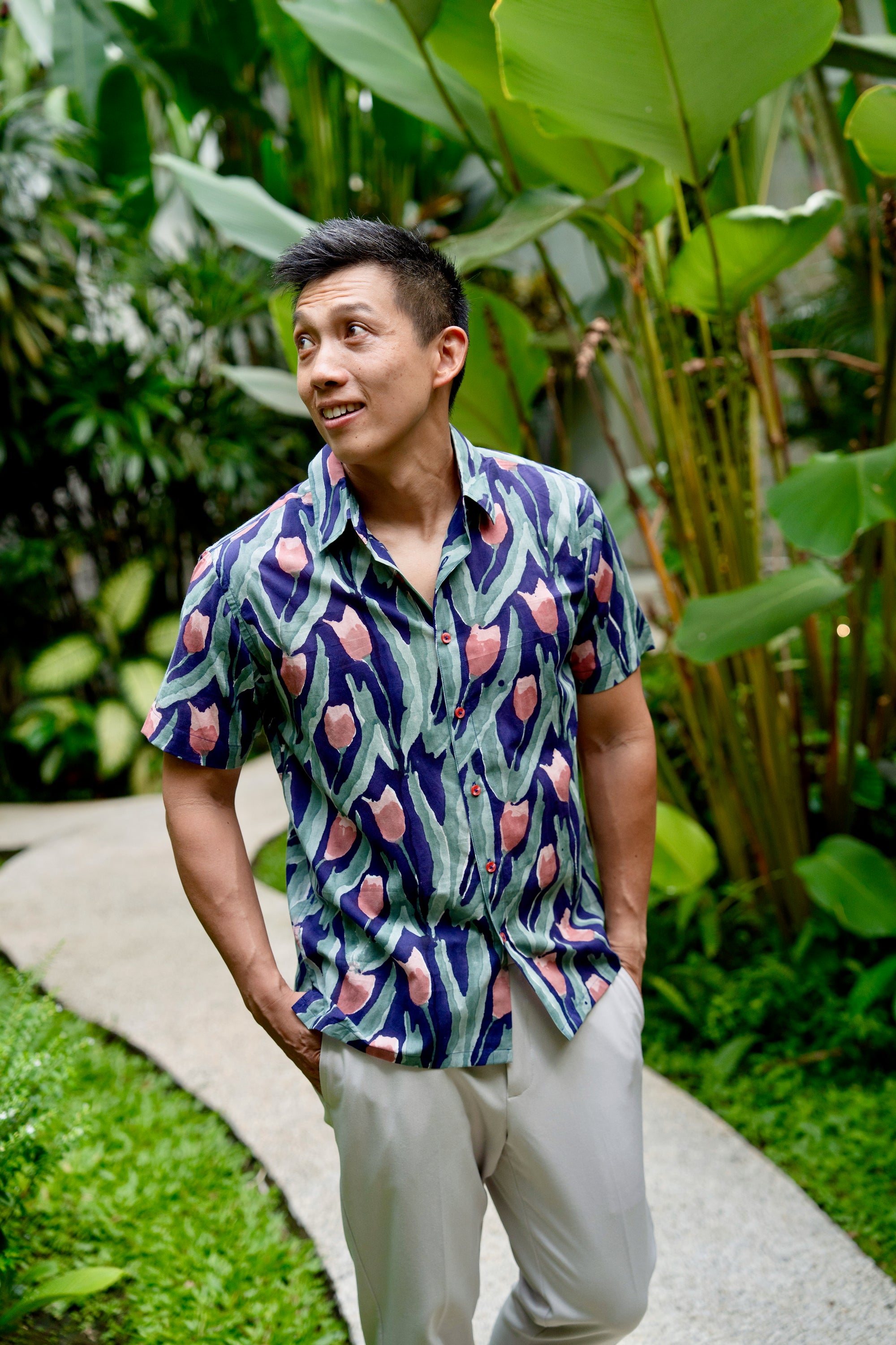 Tuileries Men's Shirt - Navy Tulips / French Florals
