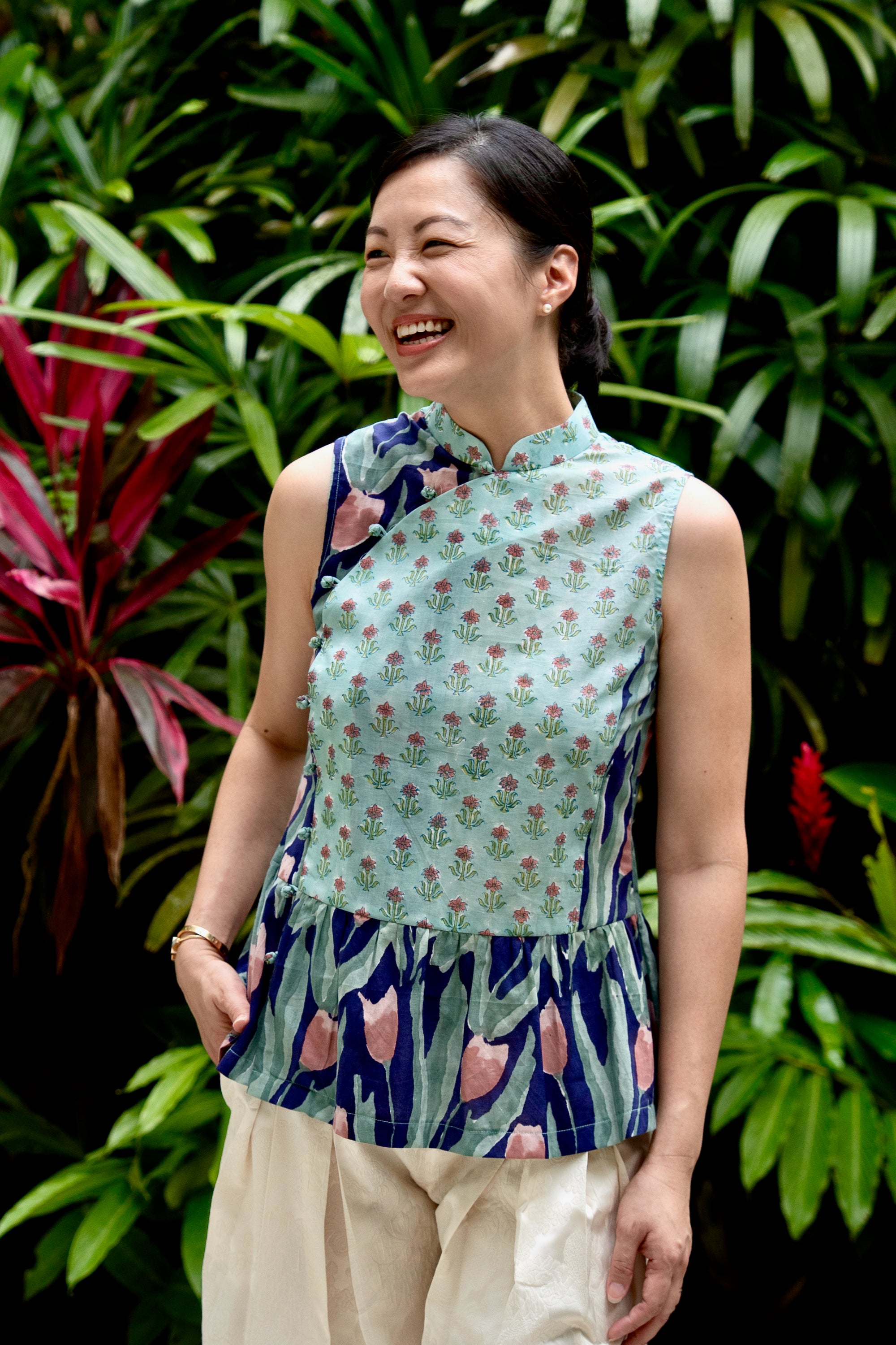 Tuileries Peplum Cheongsam Top - Navy Tulips / French Florals