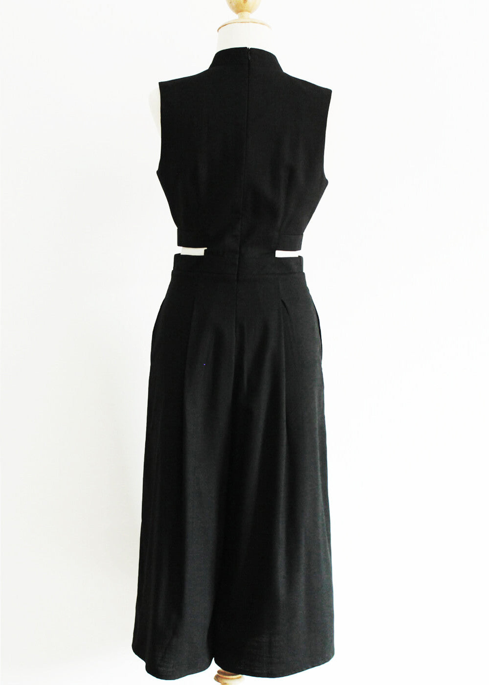 Signature Cut-Out Midi Jumpsuit - Black / Red ( Pre-order )