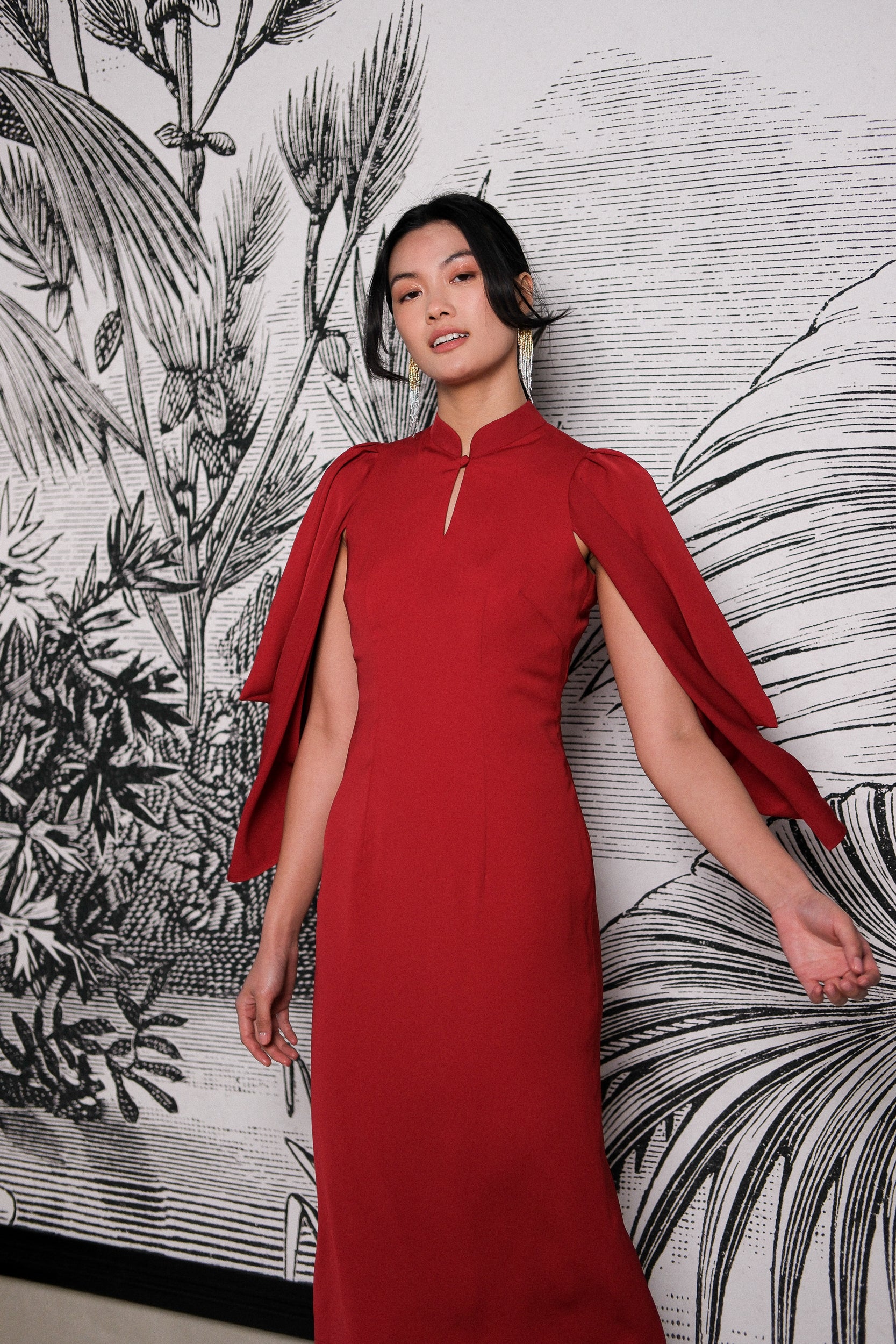 Aori Midi Cheongsam - Red / Emerald ( Pre-order )