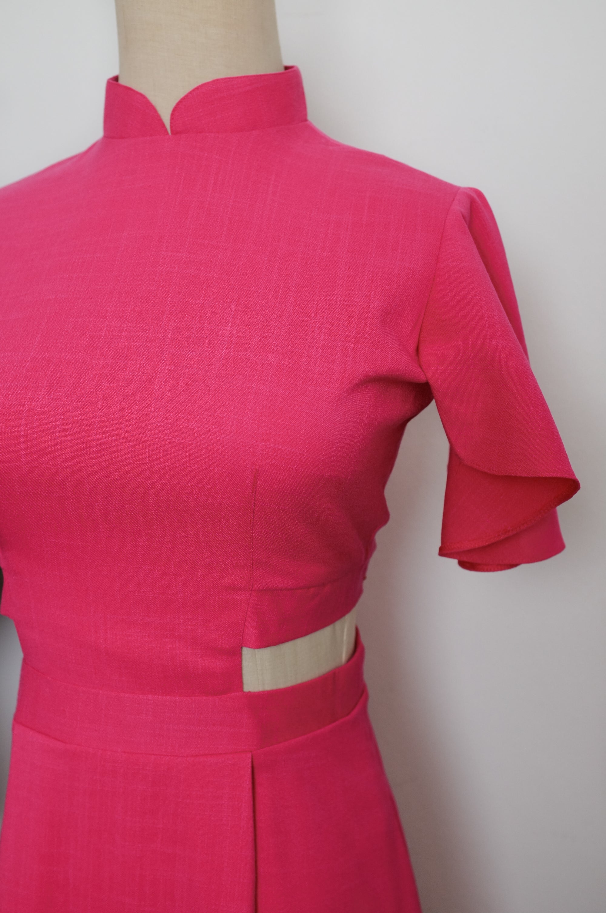 Signature Cut-Out Cheongsam with Sleeves - Fuchsia ( Pre-order )