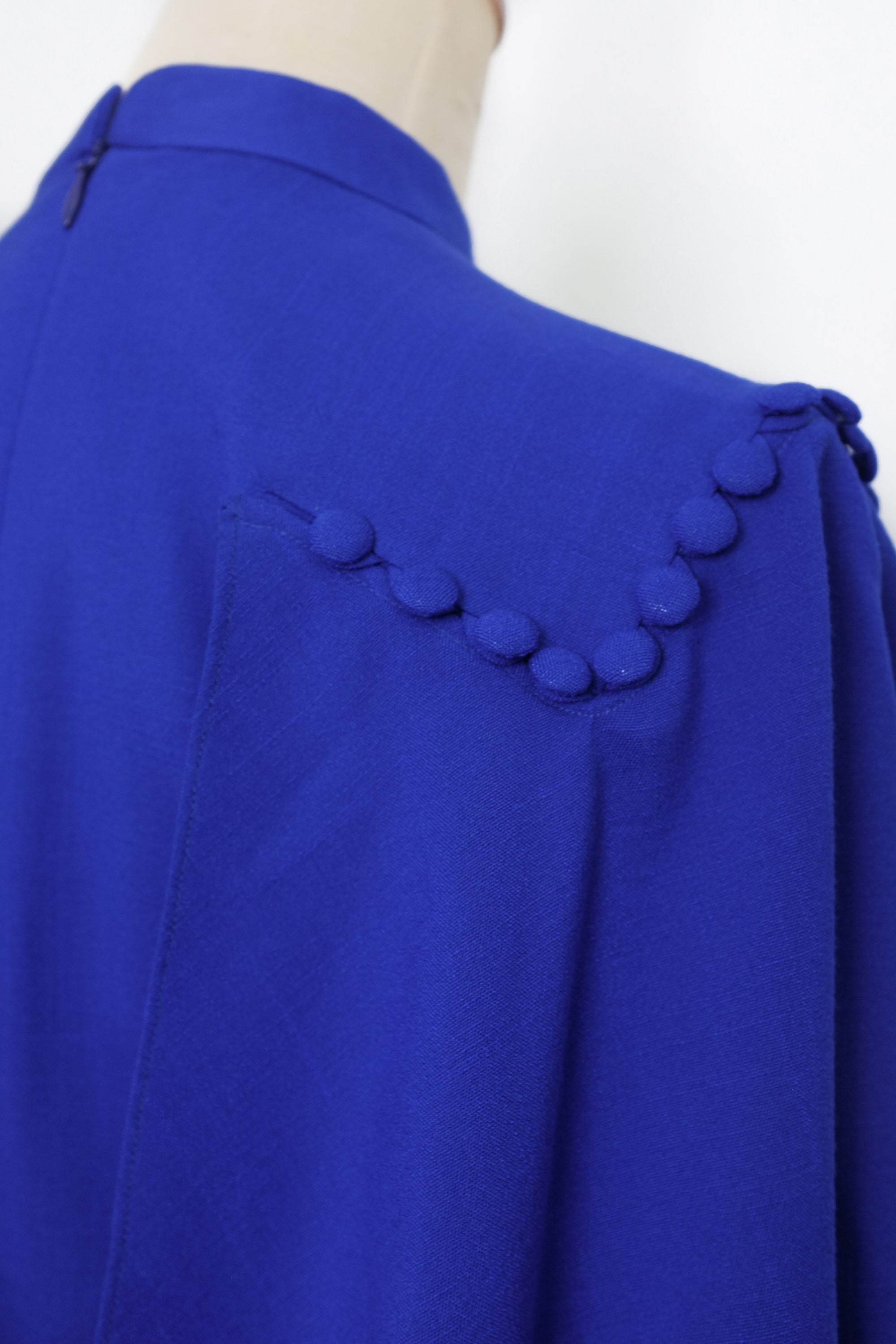 Liv Convertible Sleeves Cheongsam - Red / Blue