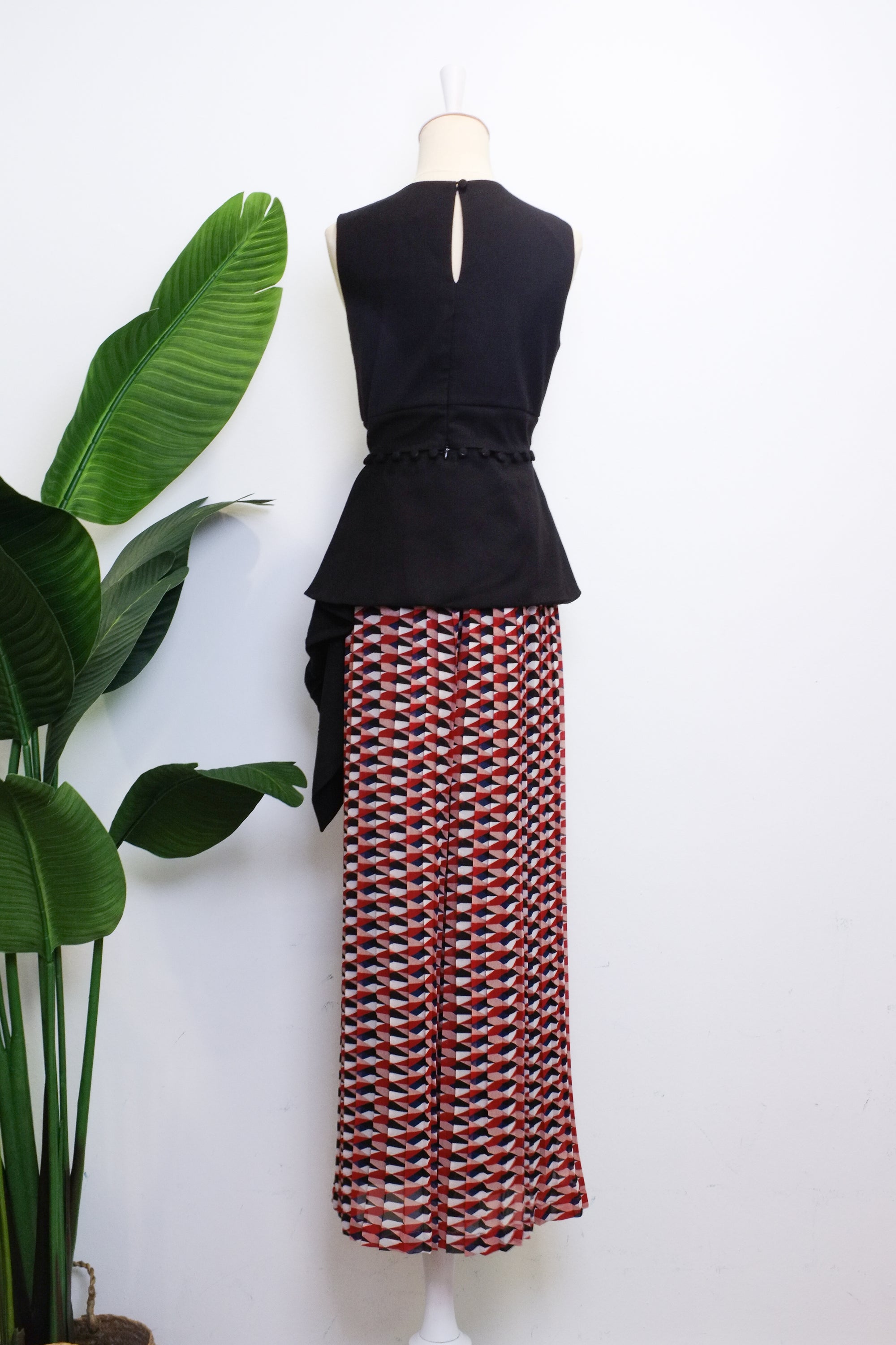 Convertible Peplum Drape Top - Black / White