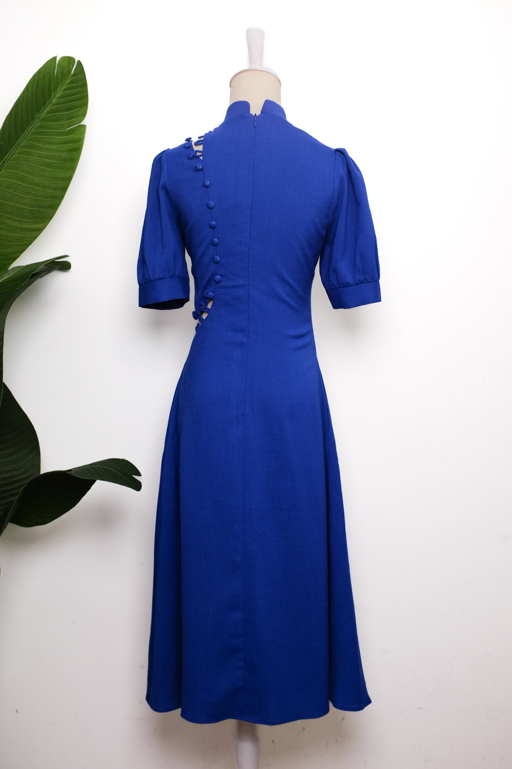Astrid Convertible Midi Cheongsam - Red / Blue
