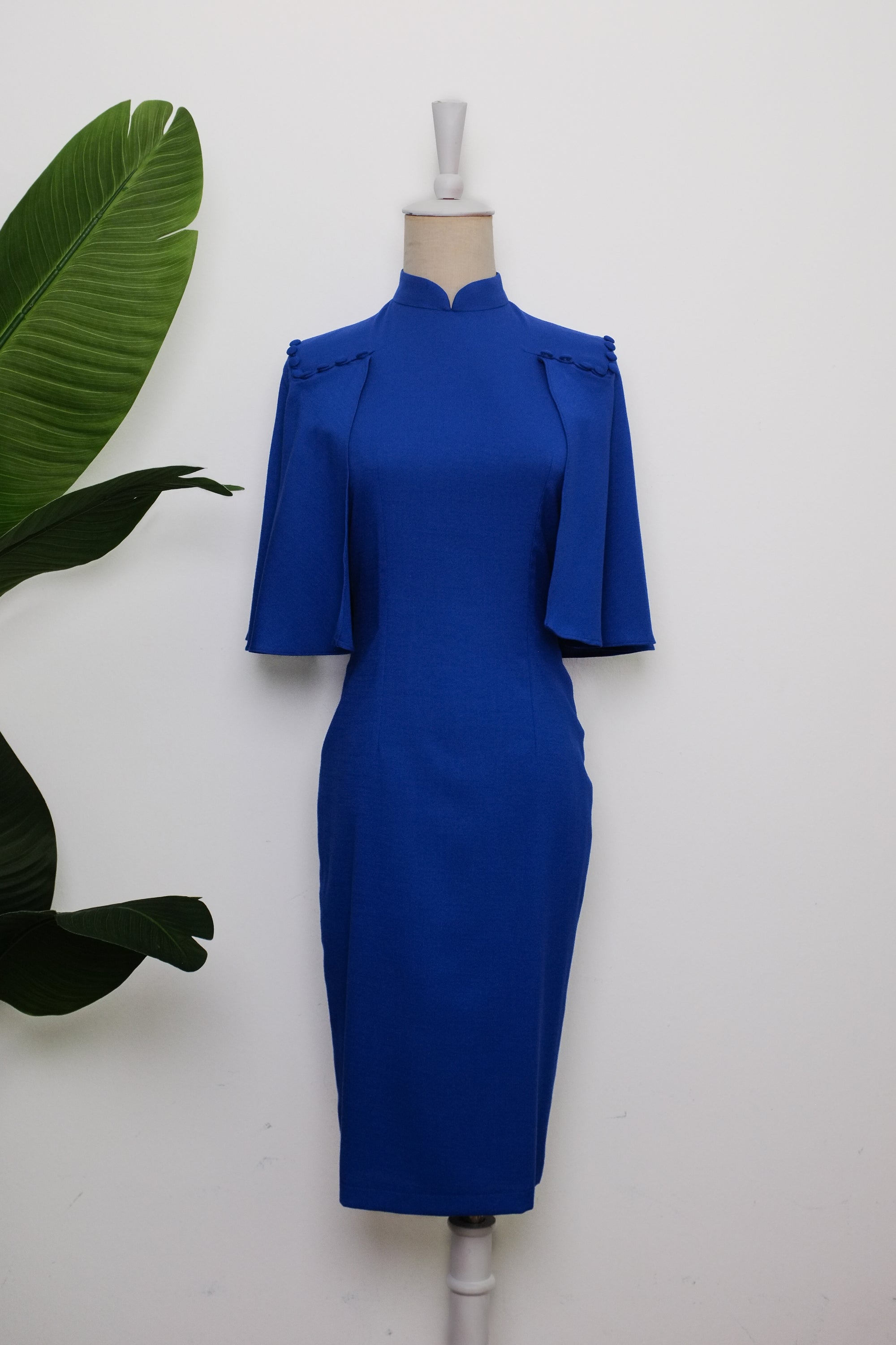Liv Convertible Sleeves Cheongsam - Red / Blue