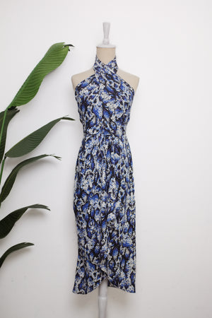 
            
                Load image into Gallery viewer, Clyo Halter Knot Dress - Twilight
            
        