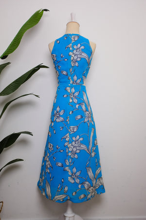 
            
                Load image into Gallery viewer, Reyes Cut-Out Midaxi Dress - Cyan Orchid
            
        