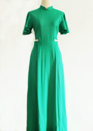 Signature Cut-Out Maxi Cheongsam with Sleeves - Emerald ( Pre-order )