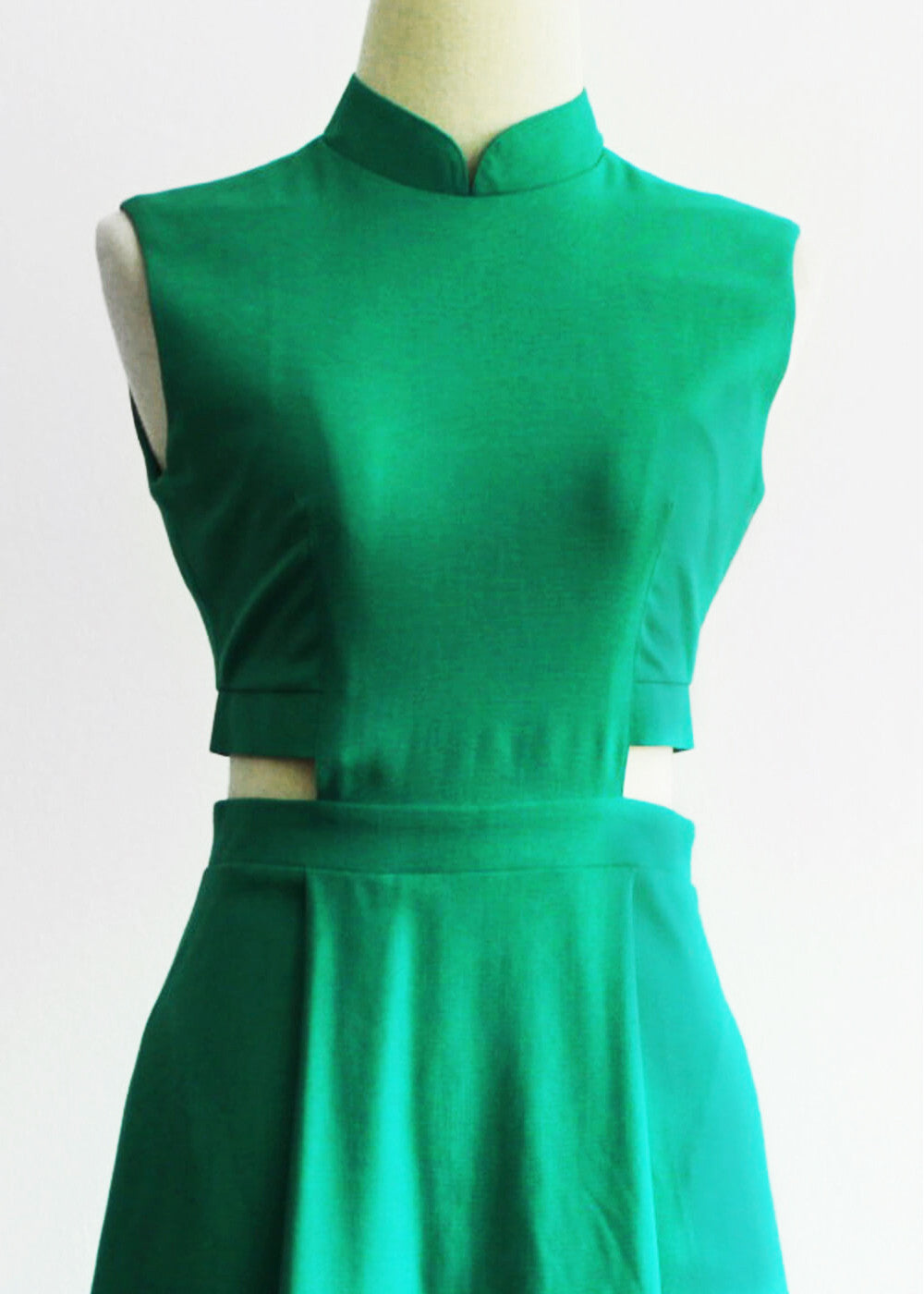 Signature Cut-Out Cheongsam - Emerald (Pre-order)
