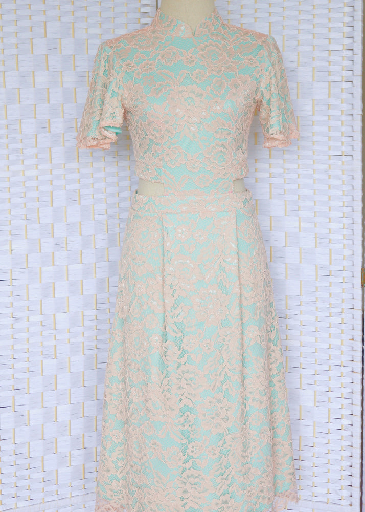 Signature Lace Cut-Out Cheongsam with Sleeves - Navy / Pale Peach ( Pre-order )