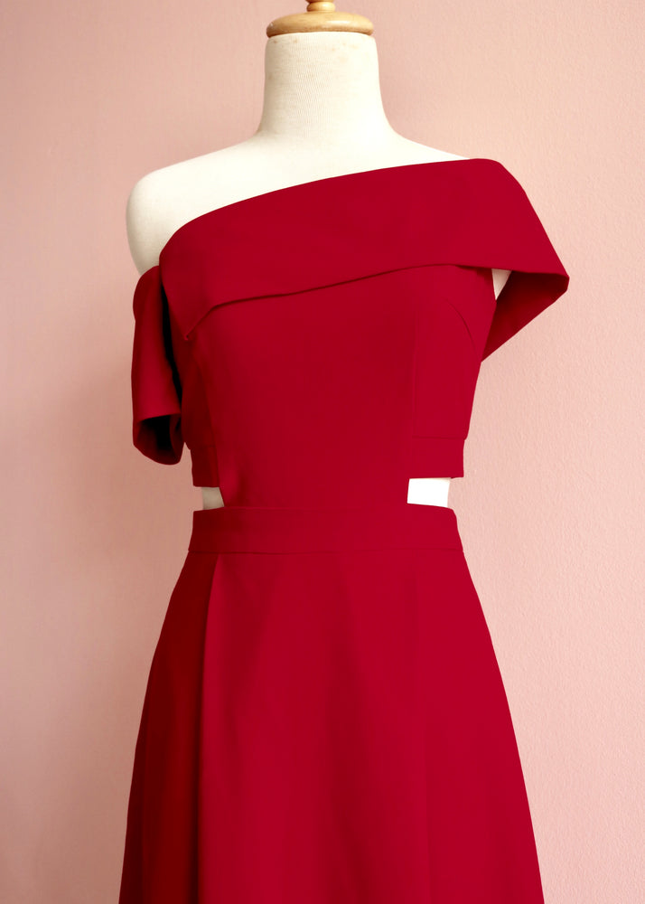 
            
                Load image into Gallery viewer, Tess Off Shoulder Dress (Pre-order)
            
        